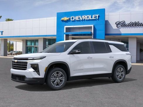 New 2026 Chevrolet Traverse LT w/ Driver Confidence Package FWD image 28
