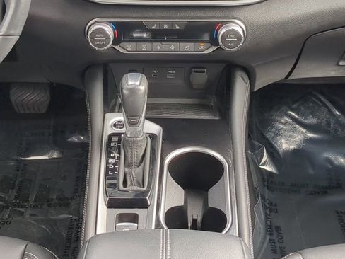 Certified 2025 Nissan Altima 2.5 SL image 18