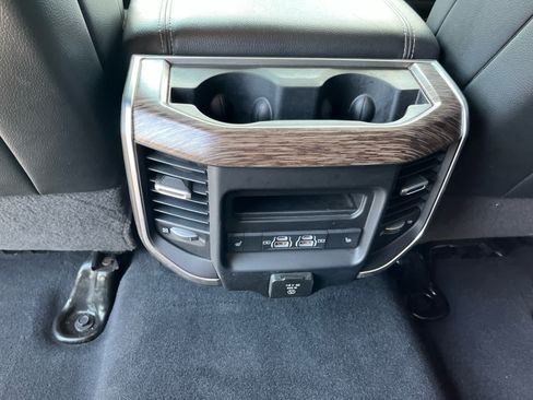 Used 2021 RAM 2500 Laramie AWD/4WD image 25