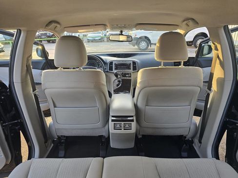 Used 2012 Toyota Venza LE image 18
