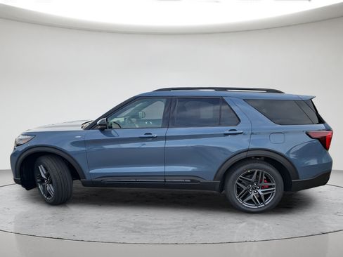 New 2026 Ford Explorer ST-Line w/ ST-Line Street Pack AWD/4WD image 7
