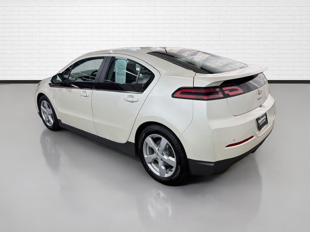 Used 2013 Chevrolet Volt Premium w/ Premium Trim Package FWD image 7