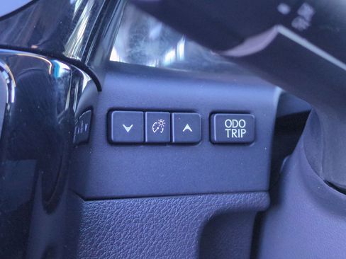 Certified 2024 Lexus ES 300h w/ Premium Package image 24