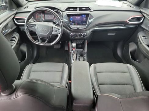 Certified 2021 Chevrolet TrailBlazer RS w/ Technology Package FWD image 16