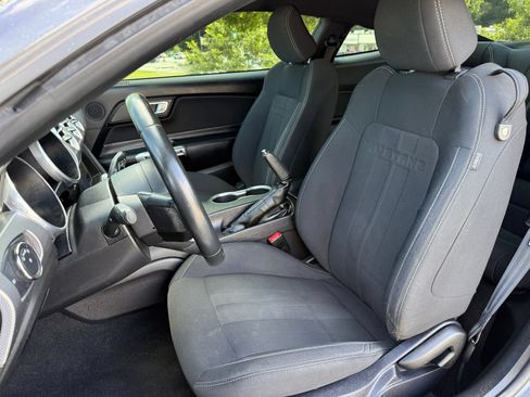 Used 2019 Ford Mustang GT w/ Equipment Group 301A RWD image 34