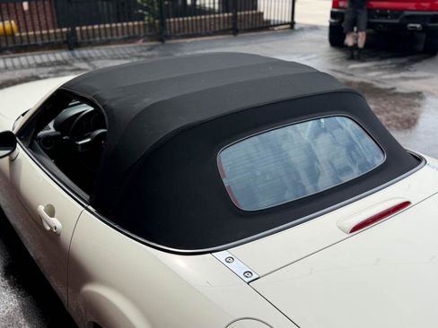 Used 2008 MAZDA MX-5 Miata Touring RWD image 12