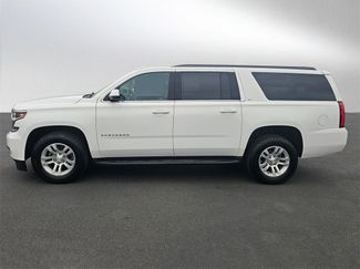 Used 2018 Chevrolet Suburban LT video 2