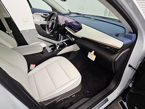 New 2026 Buick Envision Avenir image 40