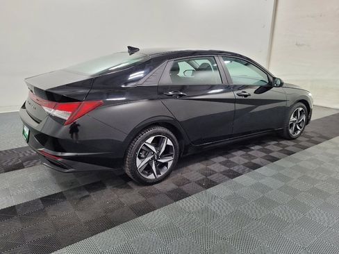 Used 2023 Hyundai Elantra SEL w/ Convenience Package FWD image 10