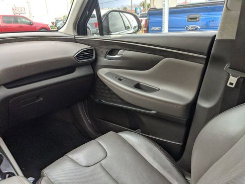 Used 2020 Hyundai Santa Fe Limited image 16