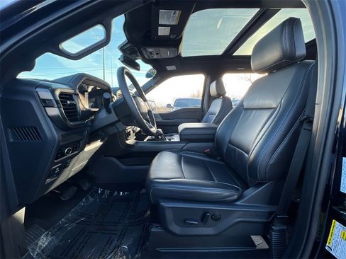 Used 2025 Ford F150 Lariat w/ Equipment Group 501A Mid image 32