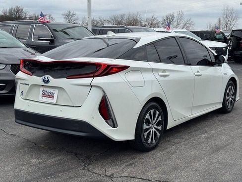 Used 2020 Toyota Prius Prime Limited image 3