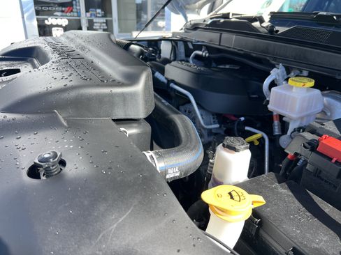 Used 2025 RAM 2500 Big Horn image 32