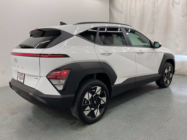 Used 2025 Hyundai Kona SEL AWD/4WD image 7