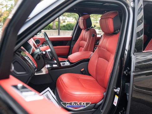 Used 2020 Land Rover Range Rover Autobiography image 16