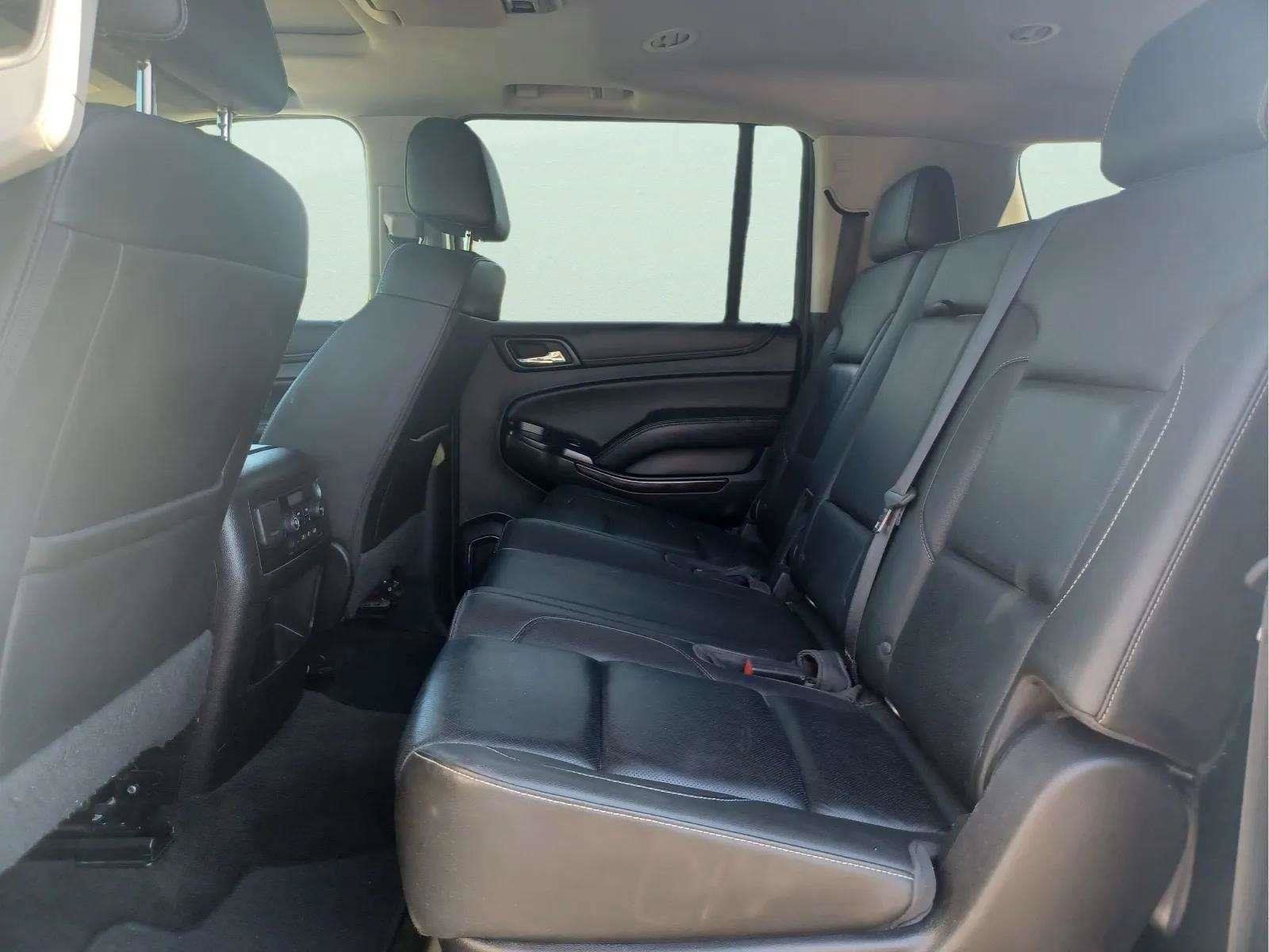 Used 2018 GMC Yukon XL SLT w/ Open Road Package AWD/4WD image 10