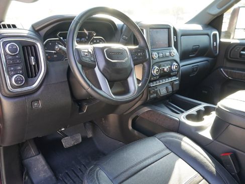 Used 2023 GMC Sierra 3500 Denali image 10