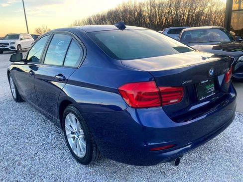 Used 2018 BMW 320i xDrive Sedan image 11