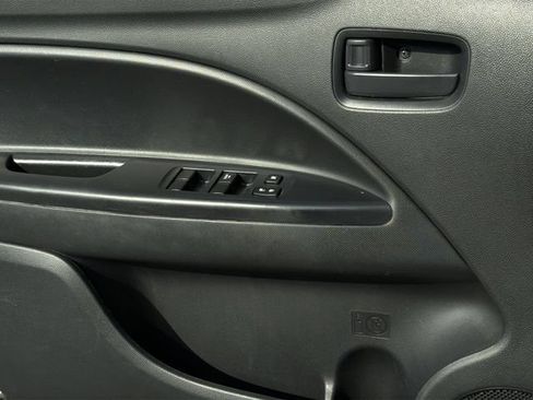 Used 2024 Mitsubishi Mirage ES FWD image 30