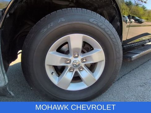 Used 2019 RAM 1500 Classic SLT w/ Luxury Group AWD/4WD image 31