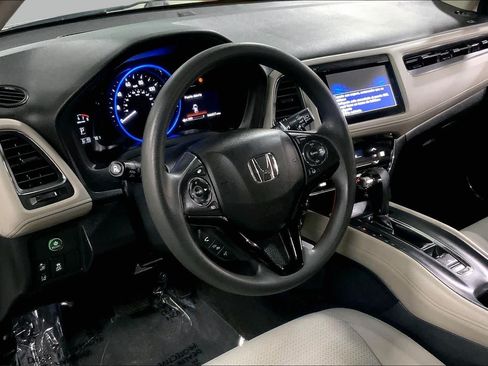 Used 2022 Honda HR-V EX image 18