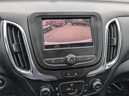 Used 2022 Chevrolet Equinox LT image 27