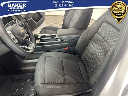 Used 2025 Chevrolet Equinox LT image 19