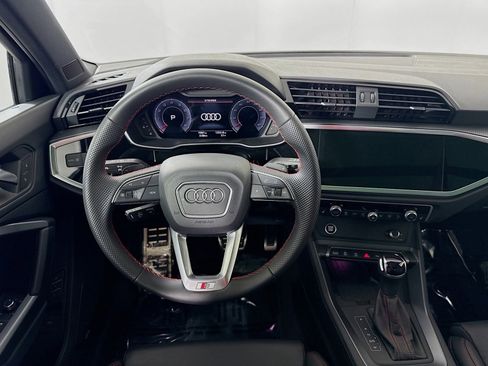 Certified 2025 Audi Q3 2.0T Premium Plus w/ Premium Plus Package image 23