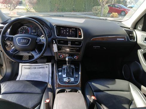 Used 2016 Audi Q5 2.0T Premium Plus w/ Technology Package image 17