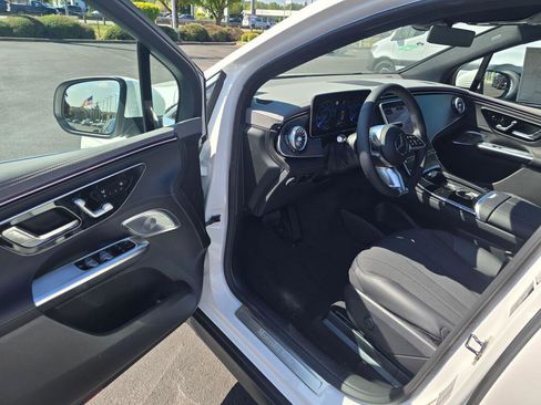 New 2026 Mercedes-Benz EQE 320 4MATIC SUV image 22