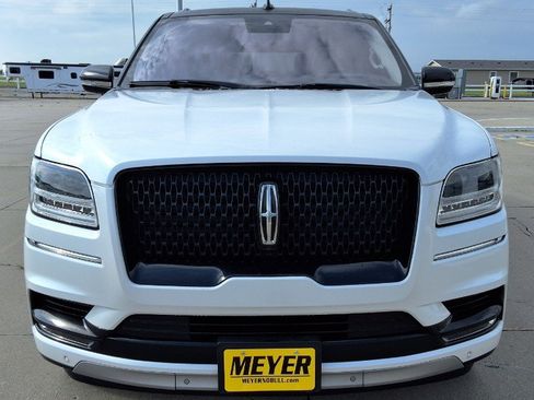Used 2019 Lincoln Navigator L Reserve AWD/4WD image 3