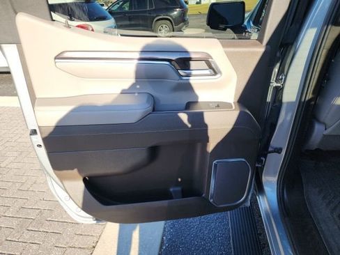 Used 2024 Chevrolet Silverado 1500 LTZ image 14