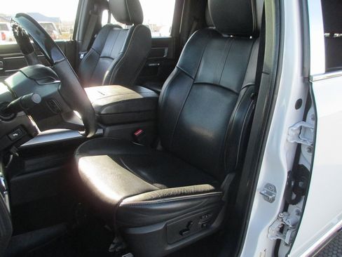 Used 2017 RAM 1500 Limited image 21