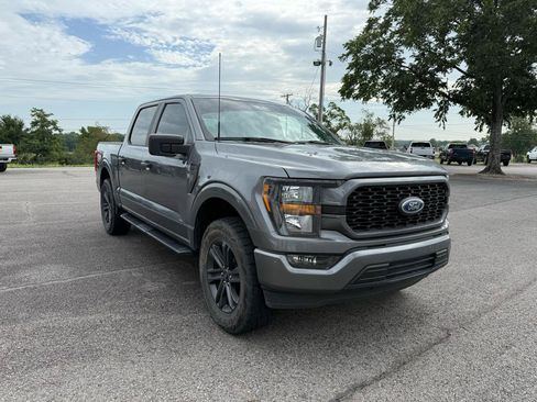 Used 2023 Ford F150 XL w/ STX Appearance Package RWD image 4