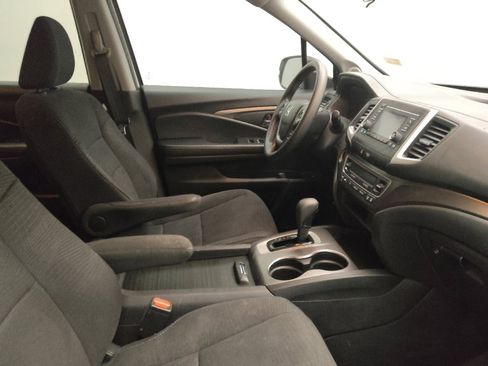 Used 2018 Honda Pilot LX image 21