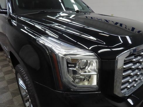 Used 2020 GMC Yukon XL Denali w/ Denali Ultimate Package image 25