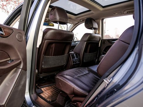 Used 2019 Mercedes-Benz GLS 450 4MATIC w/ Premium 1 Package image 40