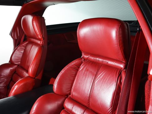 Used 1990 Chevrolet Corvette ZR-1 RWD image 27