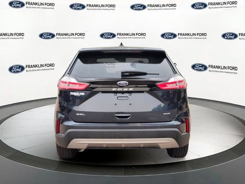 Certified 2024 Ford Edge SEL w/ Convenience Package AWD/4WD image 4