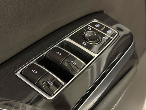 Used 2026 Cadillac Escalade ESV Sport AWD/4WD image 42