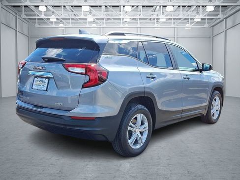 Certified 2023 GMC Terrain SLE w/ Driver Convenience Package AWD/4WD image 5
