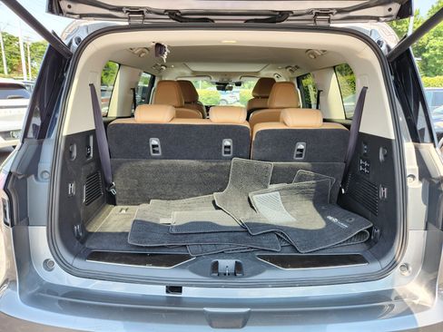 Certified 2025 INFINITI QX80 Sensory AWD/4WD image 8