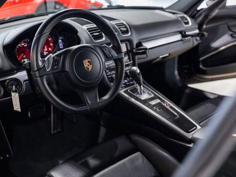 Used 2016 Porsche Cayman image 32