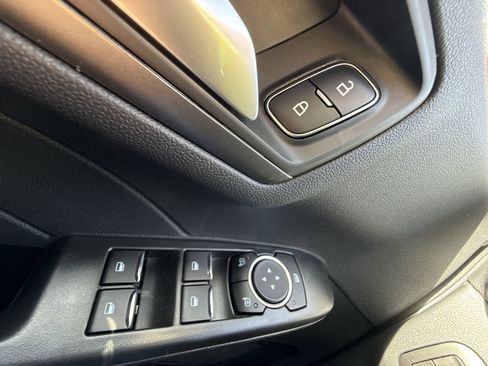 New 2025 Ford Escape SE w/ Class II Trailer Tow Package image 18