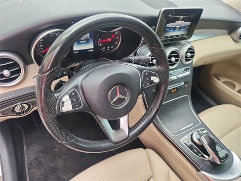 Used 2017 Mercedes-Benz GLC 300 image 10