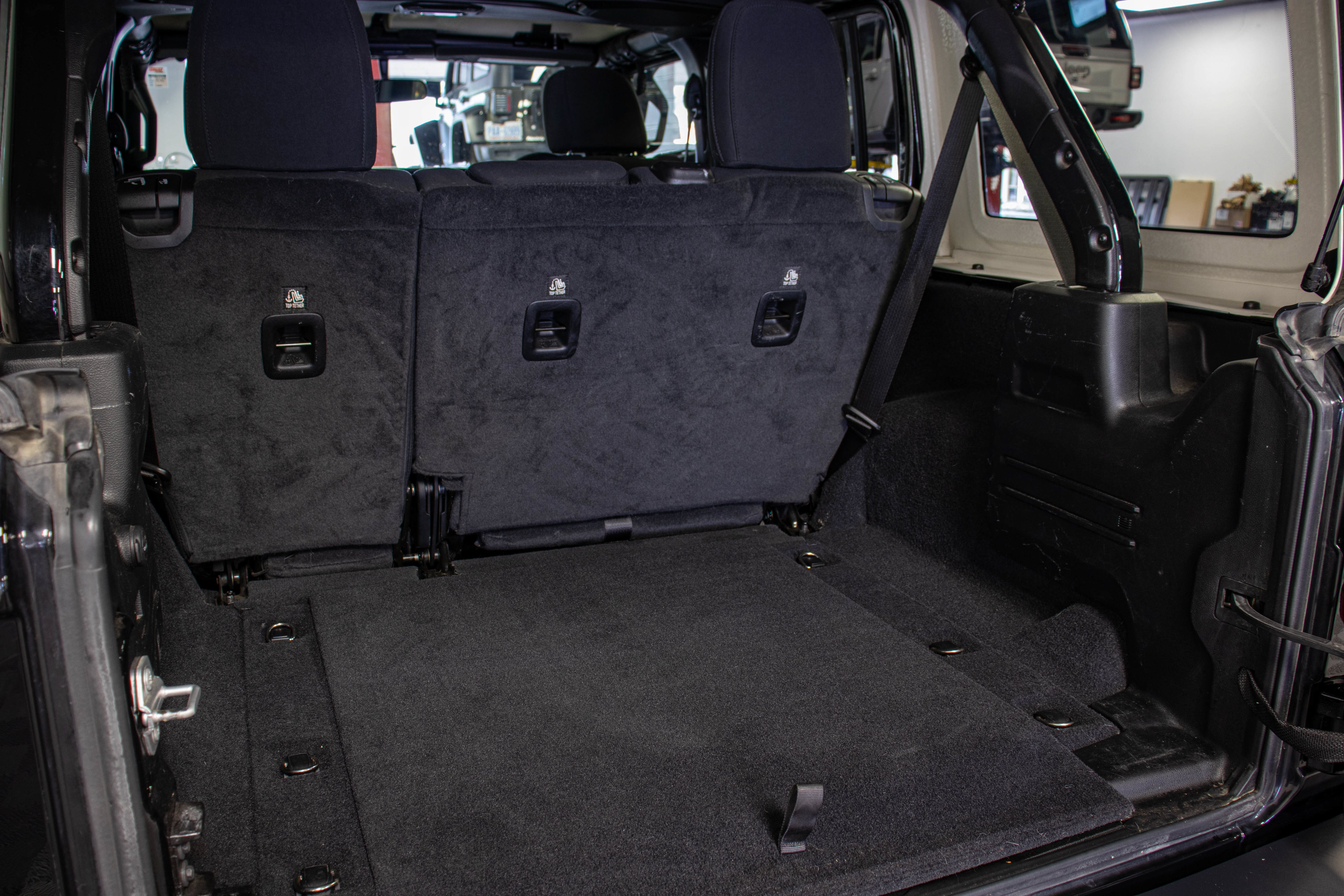 Used 2020 Jeep Wrangler Unlimited Sport S AWD/4WD image 19