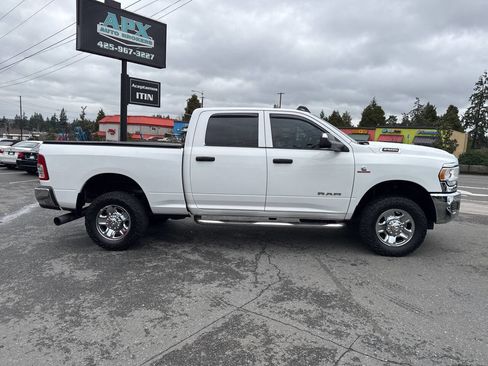 Used 2021 RAM 2500 Tradesman w/ Chrome Appearance Group image 8