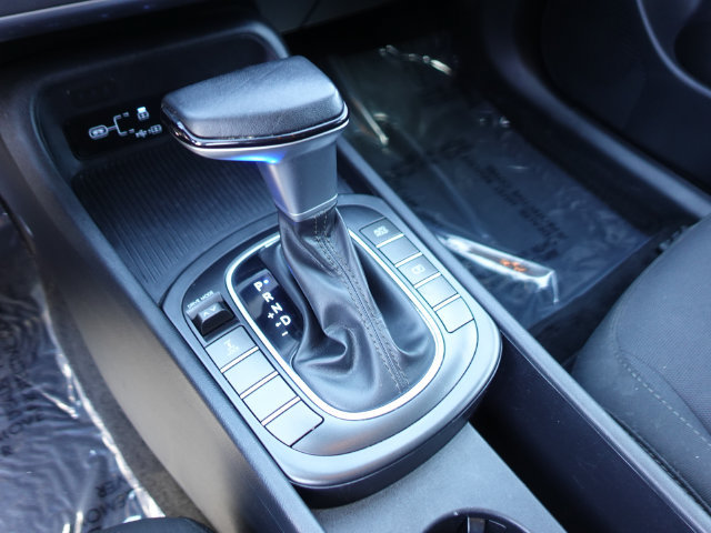 Used 2024 Hyundai Kona SEL AWD/4WD image 19