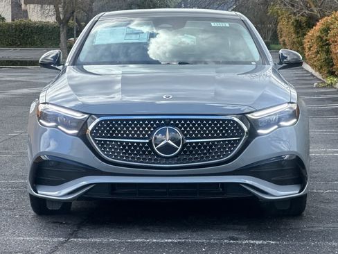 New 2025 Mercedes-Benz E 350 Sedan image 5
