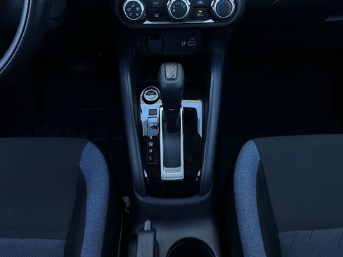 Used 2025 Nissan Versa SV image 14